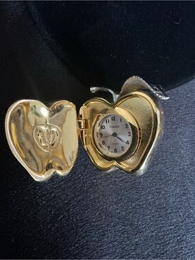 Vintage Timex Golden  Apple Mini Desk Clock